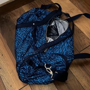 Lululemon Run Ways Duffle Bag Miss Mosaic blue